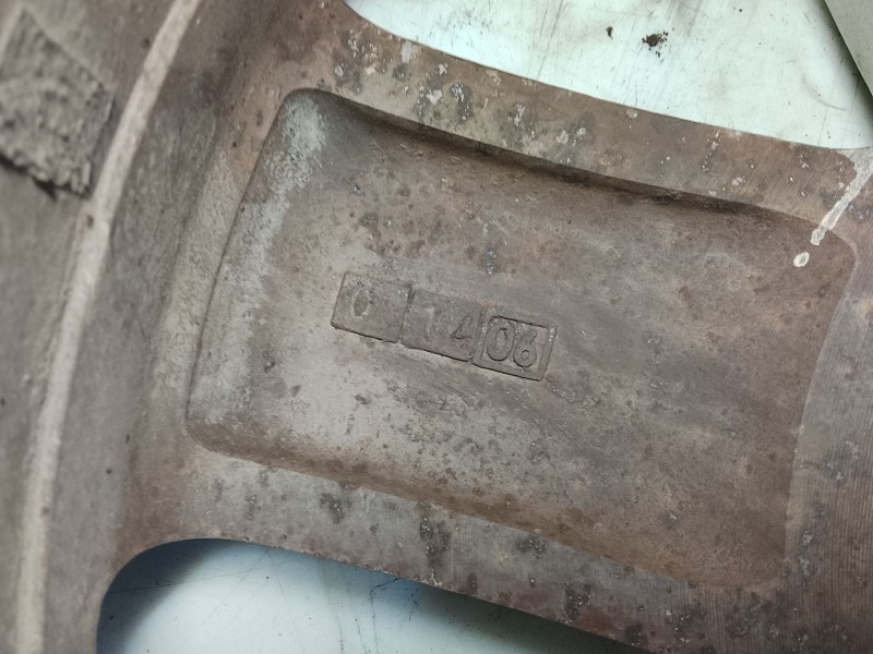 Recambio de llanta para kia carens iii monospace (un) 2.0 crdi 140 referencia OEM IAM   