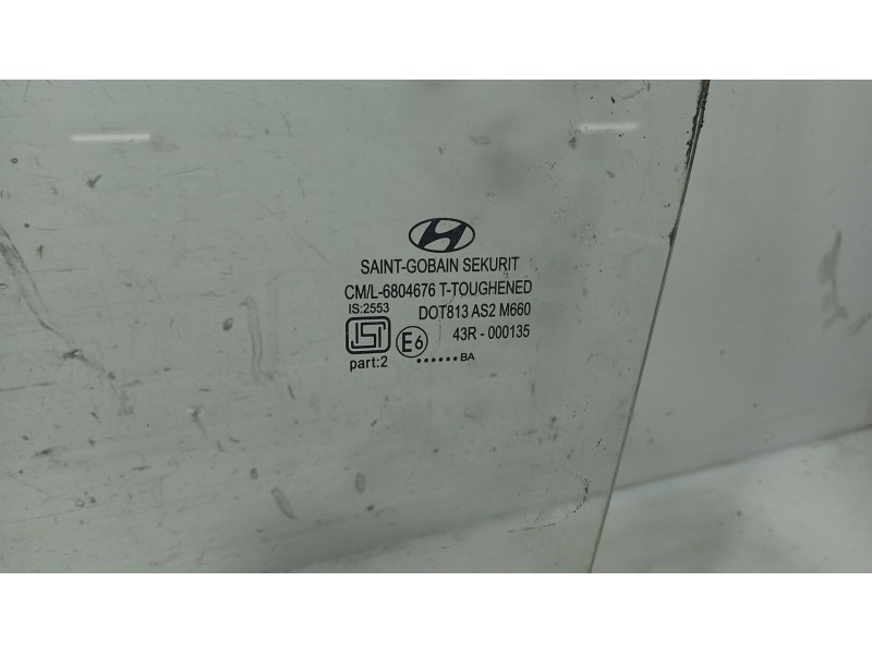 Recambio de luna delantera izquierda para hyundai i20 i (pb, pbt) 1.2 referencia OEM IAM 824111J010  