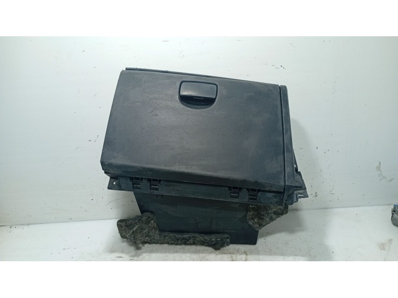 Recambio de guantera para hyundai i20 i (pb, pbt) 1.2 referencia OEM IAM 845101J0009P  