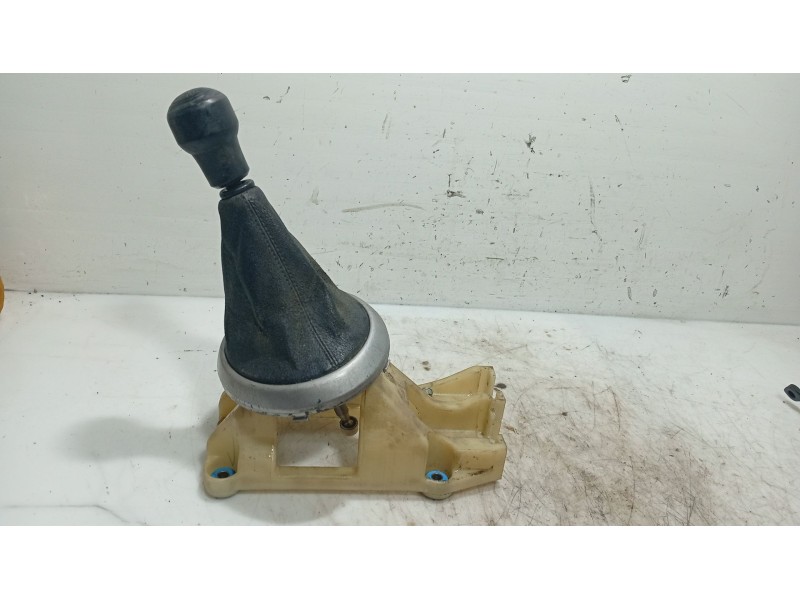 Recambio de palanca cambio para hyundai i20 i (pb, pbt) 1.2 referencia OEM IAM 437201J100  