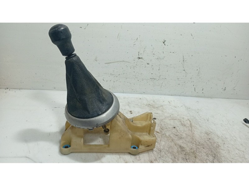 Recambio de palanca cambio para hyundai i20 i (pb, pbt) 1.2 referencia OEM IAM 437201J100  