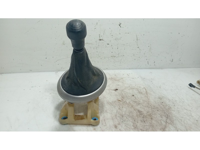 Recambio de palanca cambio para hyundai i20 i (pb, pbt) 1.2 referencia OEM IAM 437201J100  