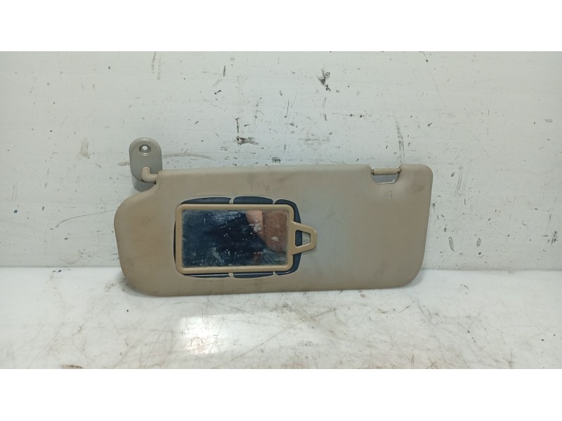 Recambio de parasol izquierdo para hyundai i20 i (pb, pbt) 1.2 referencia OEM IAM 852101J001OM  