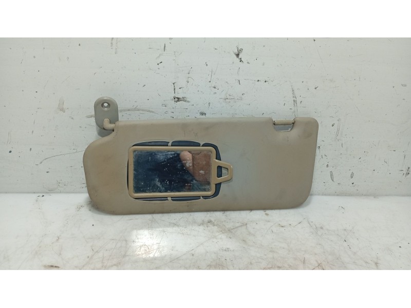 Recambio de parasol izquierdo para hyundai i20 i (pb, pbt) 1.2 referencia OEM IAM 852101J001OM  