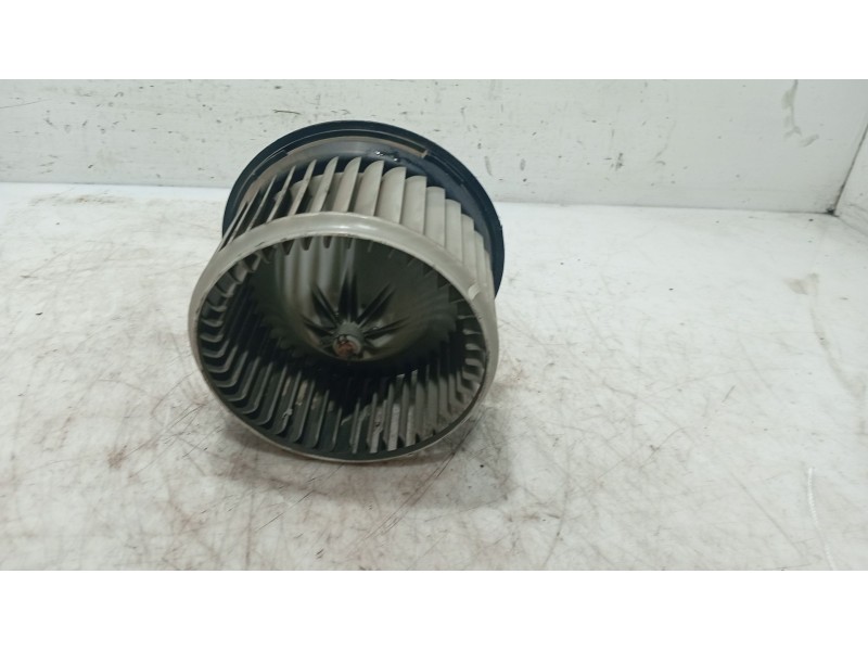 Recambio de ventilador calefaccion para hyundai i20 i (pb, pbt) 1.2 referencia OEM IAM 971111J000  