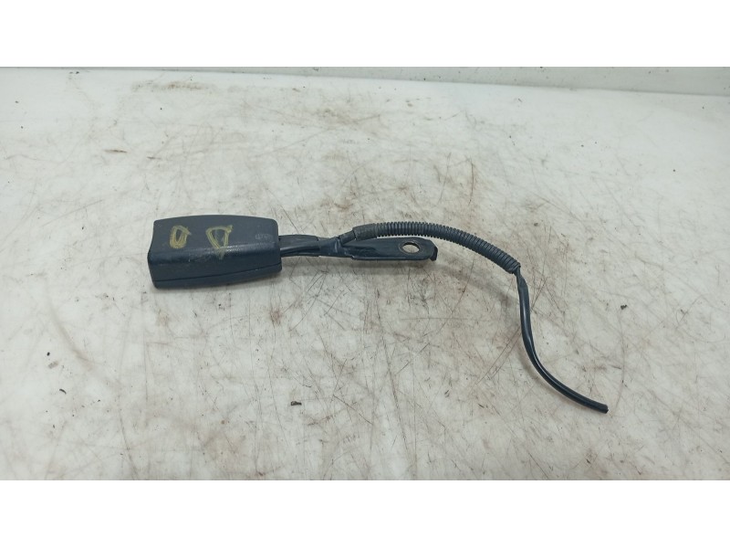 Recambio de anclaje cinturon delantero derecho para hyundai i20 i (pb, pbt) 1.2 referencia OEM IAM   