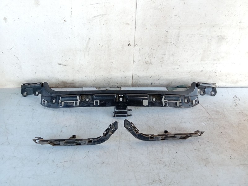 Recambio de soporte paragolpes trasero para bmw 1 (e87) 116 d referencia OEM IAM   