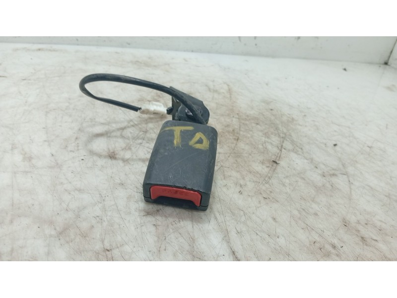 Recambio de anclaje cinturon trasero derecho para hyundai i20 i (pb, pbt) 1.2 referencia OEM IAM   