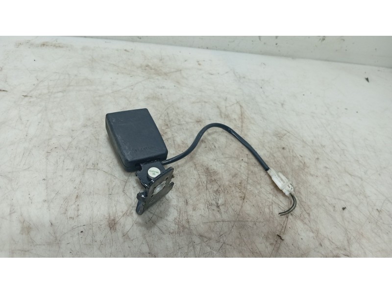 Recambio de anclaje cinturon trasero derecho para hyundai i20 i (pb, pbt) 1.2 referencia OEM IAM   