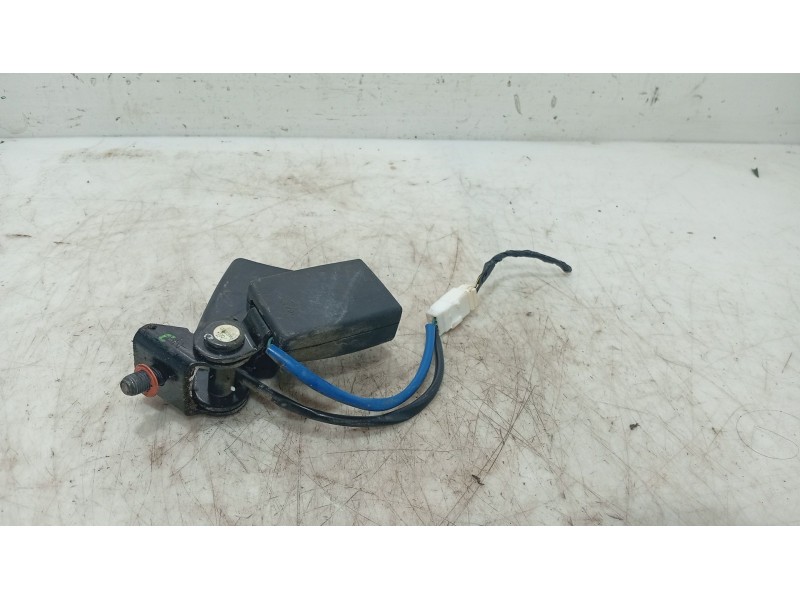 Recambio de anclaje cinturon trasero izquierdo para hyundai i20 i (pb, pbt) 1.2 referencia OEM IAM   