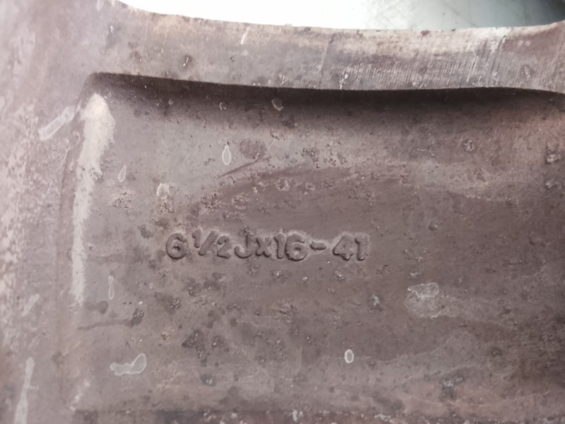 Recambio de llanta para kia carens iii monospace (un) 2.0 crdi 140 referencia OEM IAM   