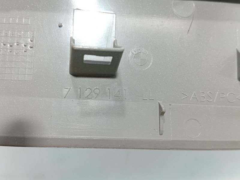 Recambio de moldura para bmw 1 (e87) 116 d referencia OEM IAM   