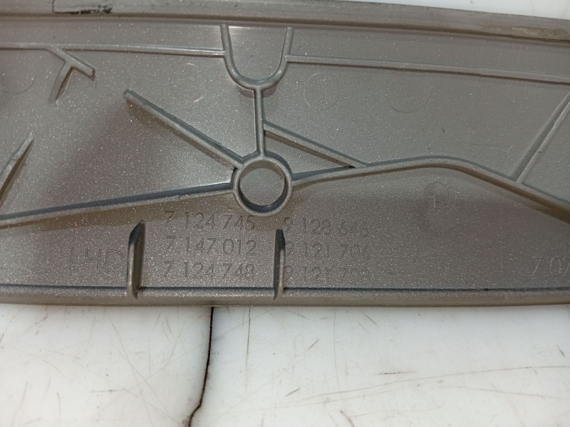 Recambio de moldura para bmw 1 (e87) 116 d referencia OEM IAM   