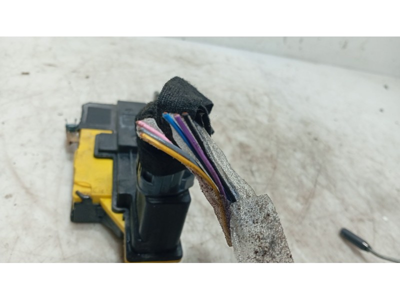Recambio de cerradura puerta trasera izquierda para volvo s80 i (184) d5 referencia OEM IAM 30699754  