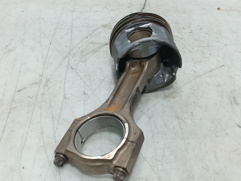 Recambio de piston para bmw 1 (e87) 116 d referencia OEM IAM   