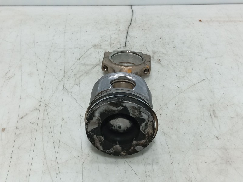 Recambio de piston para bmw 1 (e87) 116 d referencia OEM IAM   