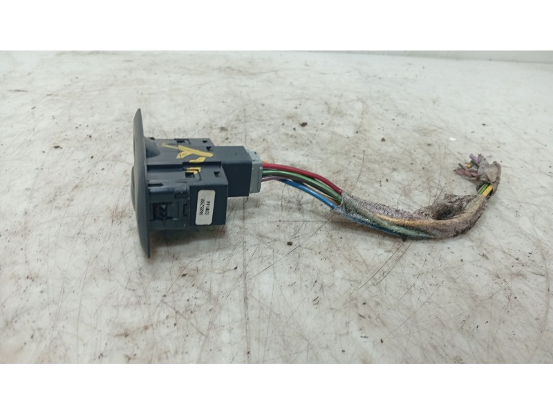 Recambio de mando elevalunas trasero izquierdo para volvo s80 i (184) d5 referencia OEM IAM   