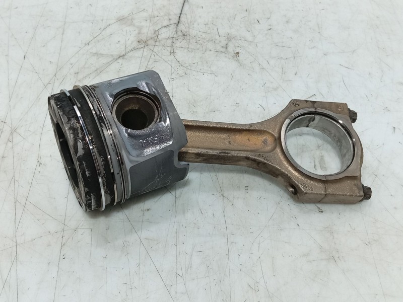 Recambio de piston para bmw 1 (e87) 116 d referencia OEM IAM   
