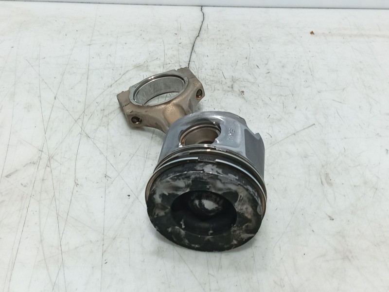Recambio de piston para bmw 1 (e87) 116 d referencia OEM IAM   