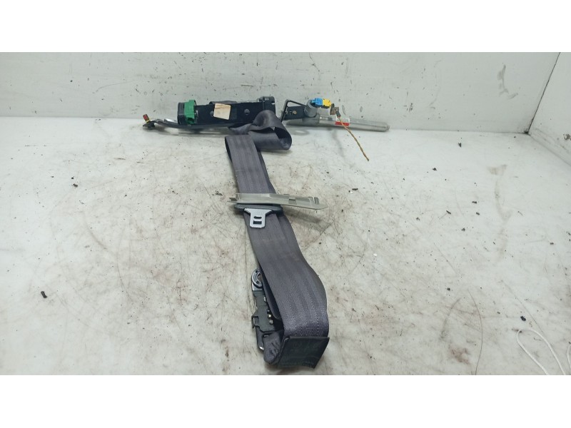 Recambio de cinturon seguridad delantero derecho para volvo s80 i (184) d5 referencia OEM IAM 30675785  