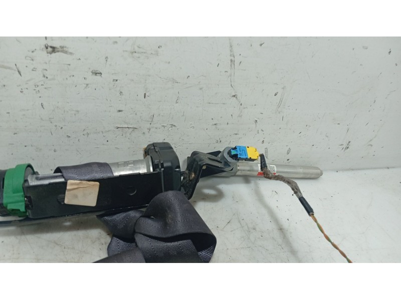 Recambio de cinturon seguridad delantero derecho para volvo s80 i (184) d5 referencia OEM IAM 30675785  