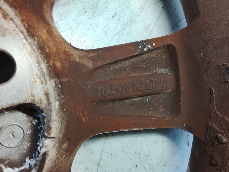 Recambio de llanta trasera izquierda para seat leon (1p1) 1.9 tdi referencia OEM IAM 1P0601025G72V  
