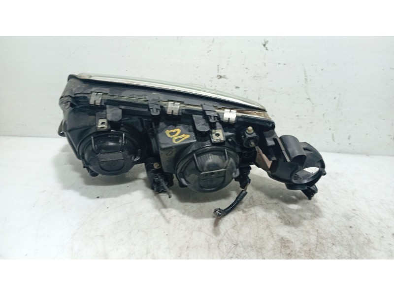 Recambio de faro derecho para volvo s80 i (184) d5 referencia OEM IAM 8693556  