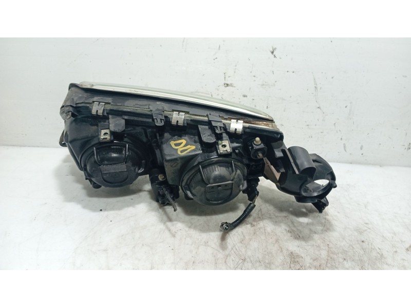 Recambio de faro derecho para volvo s80 i (184) d5 referencia OEM IAM 8693556  