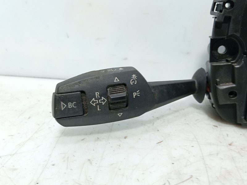 Recambio de mando volante para bmw 1 (e87) 116 d referencia OEM IAM   