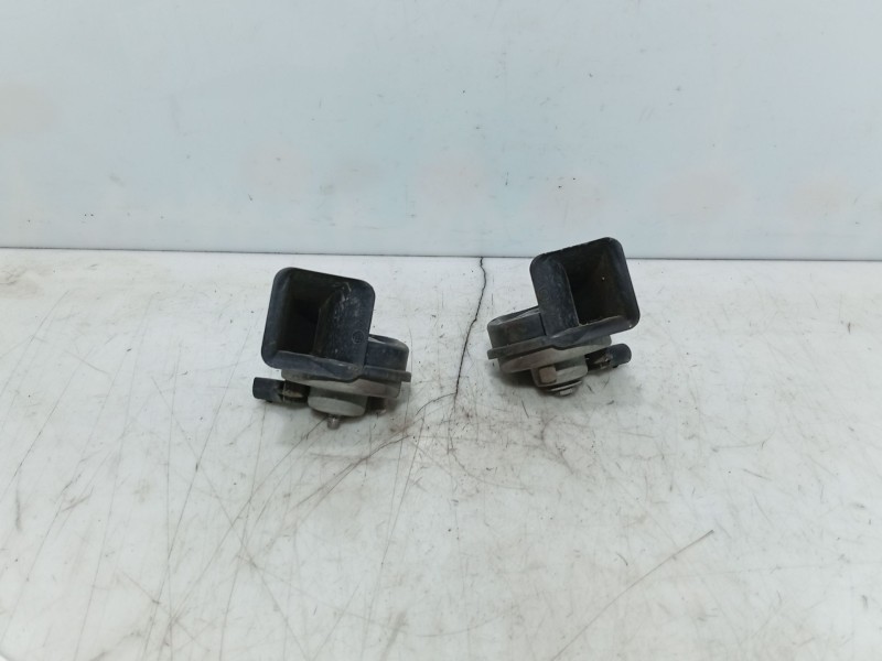 Recambio de claxon para bmw 1 (e87) 116 d referencia OEM IAM 61337183392  