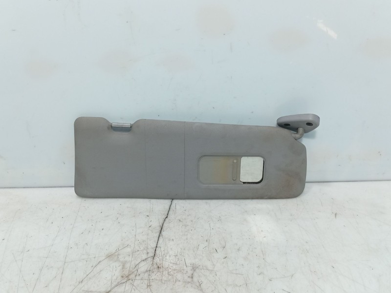 Recambio de parasol derecho para bmw 1 (e87) 116 d referencia OEM IAM 51167252506  