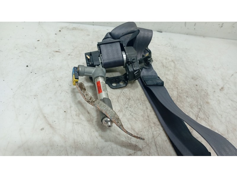 Recambio de cinturon seguridad trasero derecho para volvo s80 i (184) d5 referencia OEM IAM 8639874  