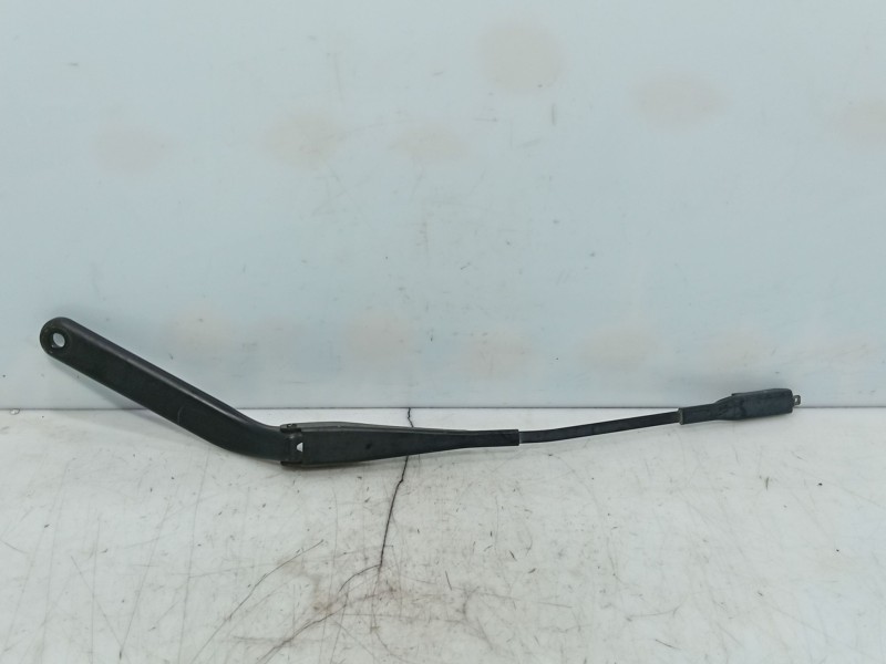 Recambio de brazo limpia delantero izquierdo para bmw 1 (e87) 116 d referencia OEM IAM 61619450003  