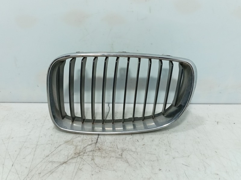 Recambio de rejilla paragolpes izquierda para bmw 1 (e87) 116 d referencia OEM IAM   