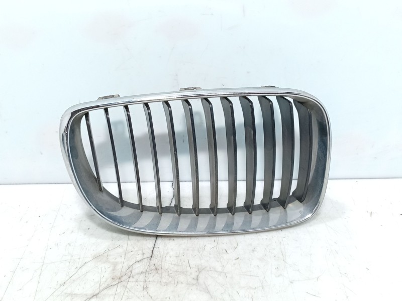 Recambio de rejilla paragolpes derecha para bmw 1 (e87) 116 d referencia OEM IAM   