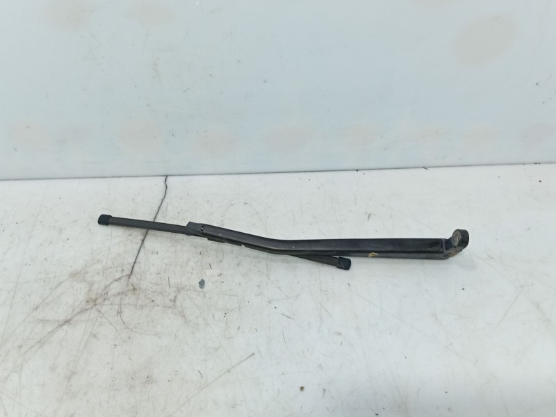 Recambio de brazo limpia trasero para bmw 1 (e87) 116 d referencia OEM IAM 61629449913  