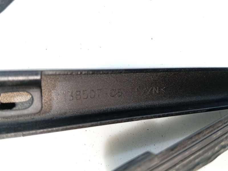 Recambio de brazo limpia trasero para bmw 1 (e87) 116 d referencia OEM IAM 61629449913  