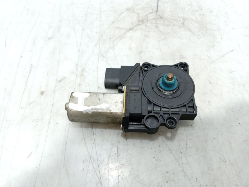 Recambio de motor elevalunas trasero izquierdo para bmw 1 (e87) 116 d referencia OEM IAM   