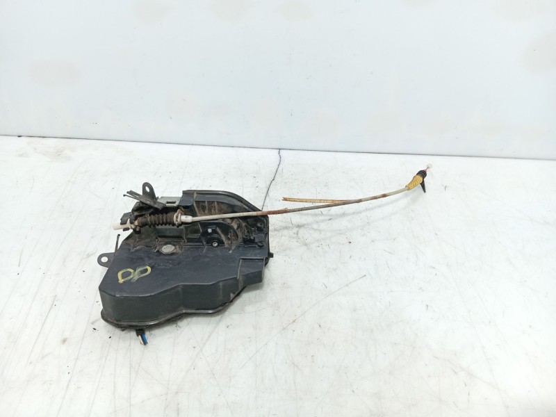 Recambio de cerradura puerta delantera derecha para bmw 1 (e87) 116 d referencia OEM IAM 51217202146 / 51247840617  