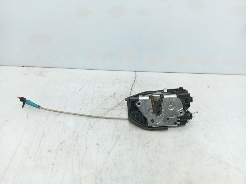 Recambio de cerradura puerta trasera izquierda para bmw 1 (e87) 116 d referencia OEM IAM 51227202147  