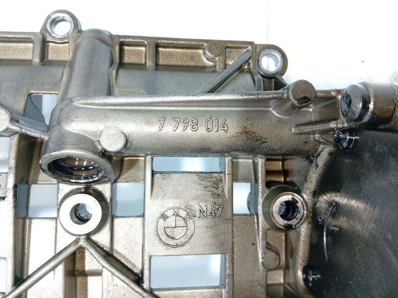 Recambio de bomba aceite para bmw 1 (e87) 116 d referencia OEM IAM 11417810451  