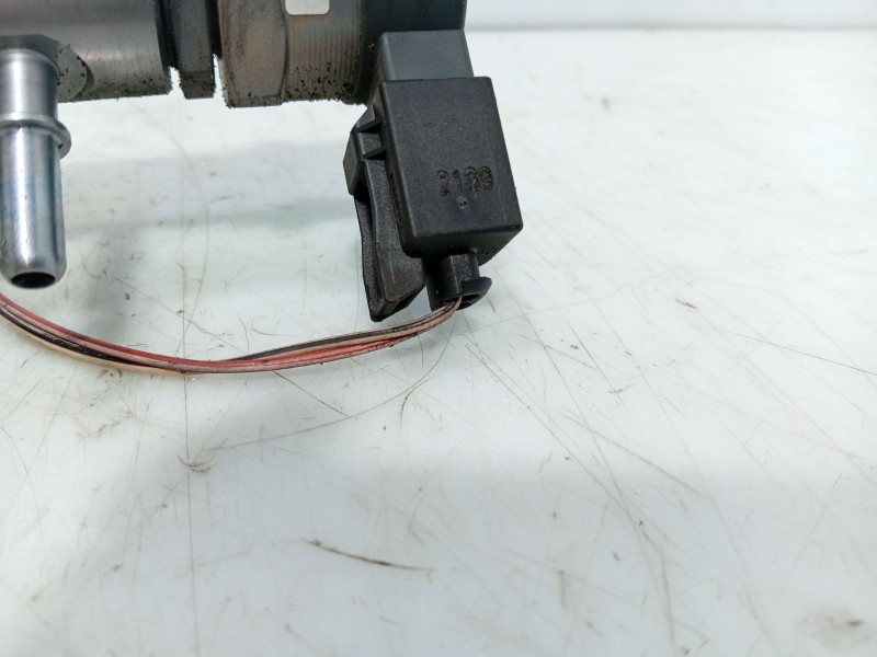 Recambio de rampa inyectora para bmw 1 (e87) 116 d referencia OEM IAM 13537809127  