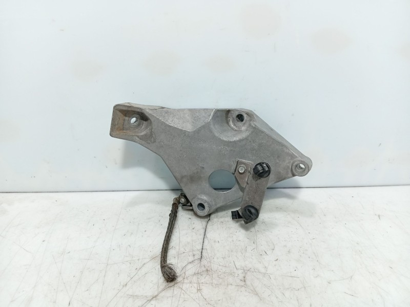 Recambio de soporte para bmw 1 (e87) 116 d referencia OEM IAM   