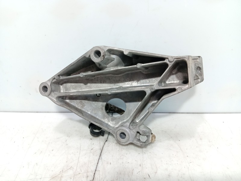 Recambio de soporte para bmw 1 (e87) 116 d referencia OEM IAM   
