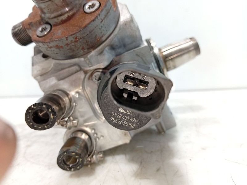 Recambio de bomba alta para bmw 1 (e87) 116 d referencia OEM IAM   