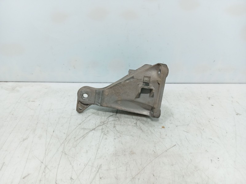 Recambio de soporte para bmw 1 (e87) 116 d referencia OEM IAM   