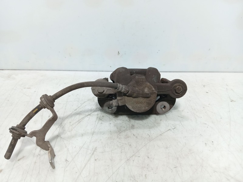 Recambio de pinza freno delantera derecha para bmw 1 (e87) 116 d referencia OEM IAM 34116774682  