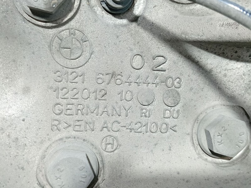 Recambio de mangueta delantera derecha para bmw 1 (e87) 116 d referencia OEM IAM 31216793924  