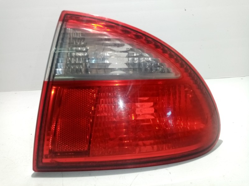 Recambio de piloto trasero derecho para seat leon (1m1) 1.9 tdi referencia OEM IAM 1M6945112  