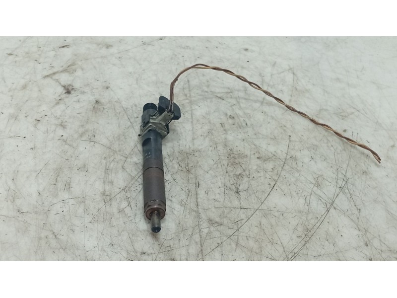 Recambio de inyector para dacia logan mcv (ks_) 1.5 dci (ks0k) referencia OEM IAM 166001137R  